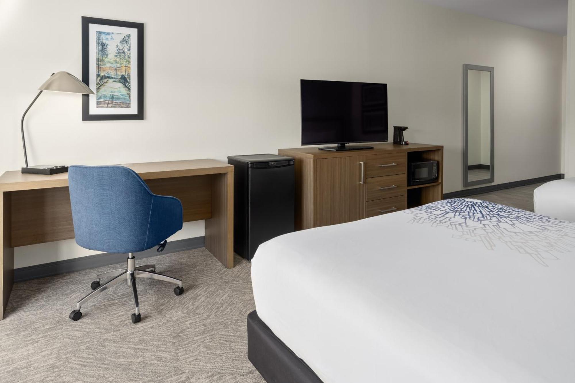 La Quinta Inn & Suites By Wyndham Локуст-Гров Экстерьер фото